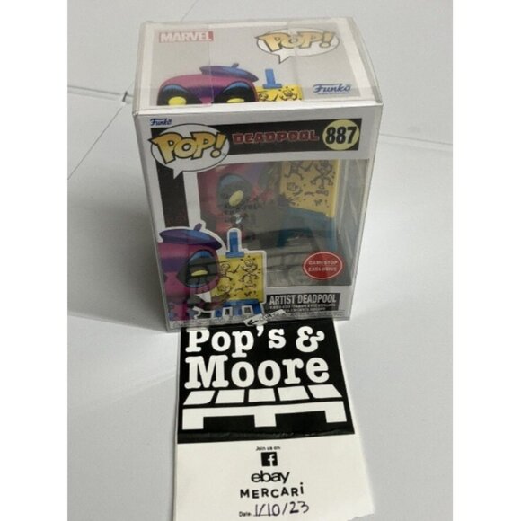 Funko Pop! Deadpool: Artist Deadpool 887 Exclusive Figure With Proctector - Picture 10 of 11